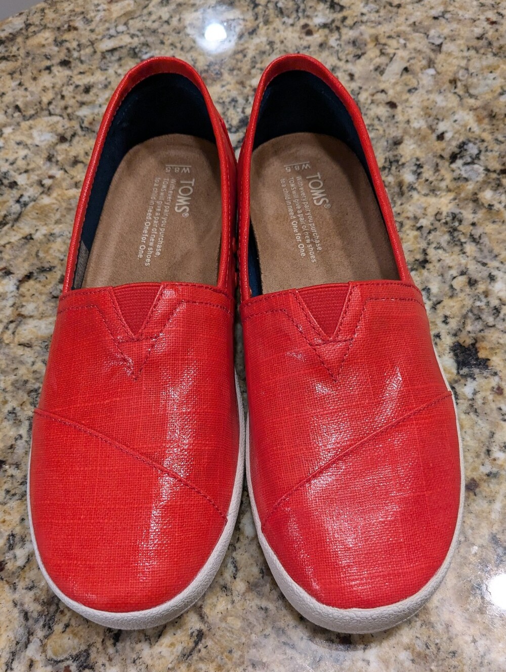 NWOT Toms Avalon Red Patent Linen Slip-On Sneakers